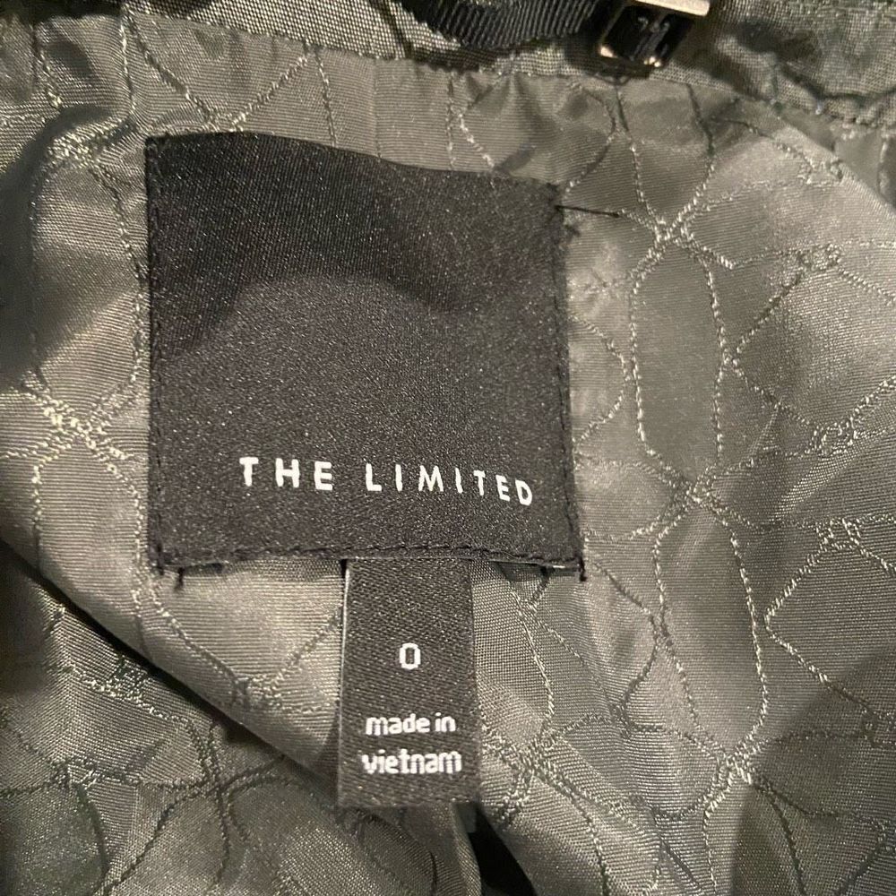 The Limited Two Button Blazer - Picture 5 of 5